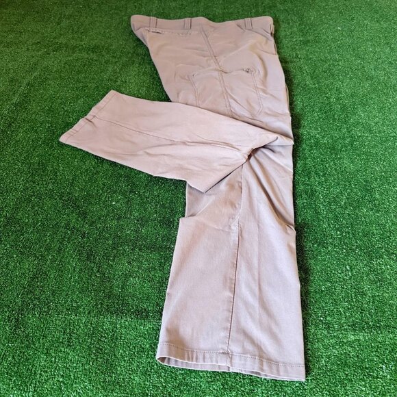 Wrangler All Terrain Flat Front Straight Leg Grey Outdoor Cargo Pants Size 44 - Picture 1 of 13